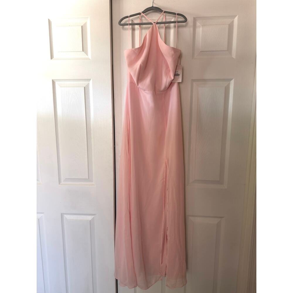 Clothing - Picture 3 of 7